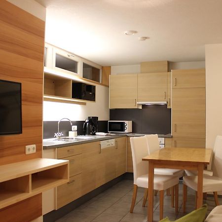 Haus Arosa Apartamento Pettneu am Arlberg Exterior foto