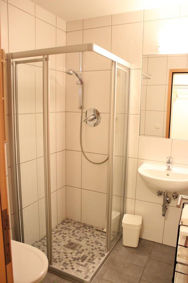 Haus Arosa Apartamento Pettneu am Arlberg Exterior foto