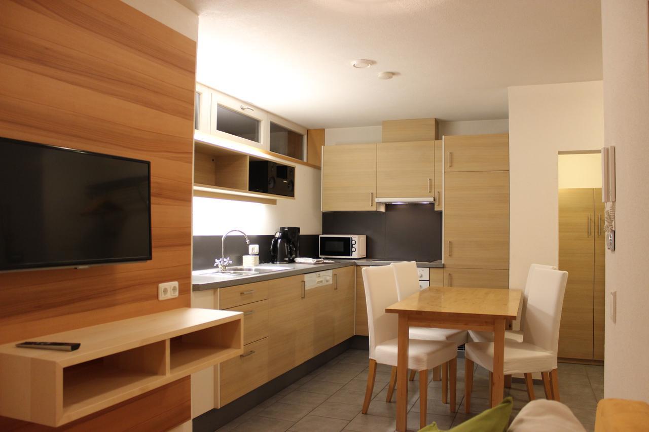 Haus Arosa Apartamento Pettneu am Arlberg Exterior foto